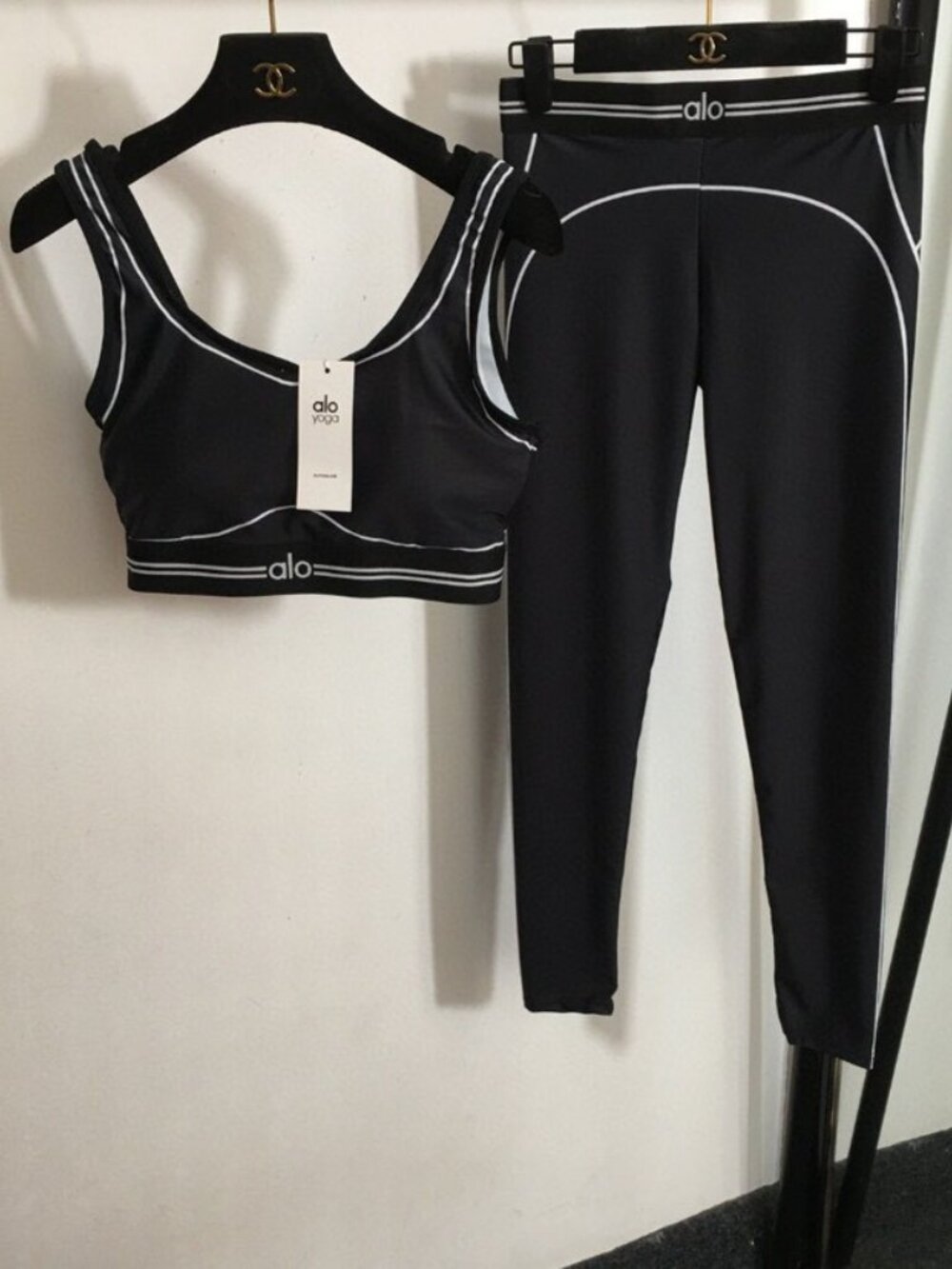 ALO Black Tank Top & Pants — Size M